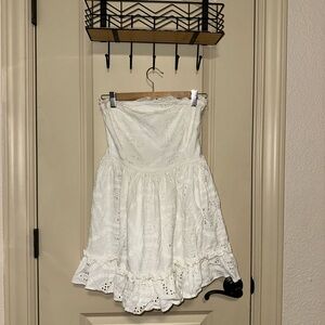 Anthropologie size 6 white strapless dress